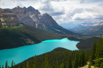 Naklejka premium Bright blue glacial lake in the mountains