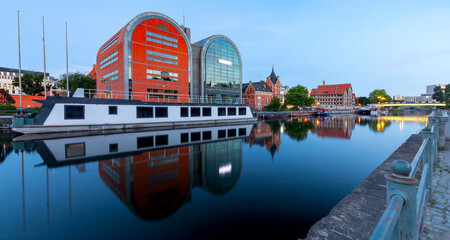 Fototapety na wymiar - Fototapeta24.pl