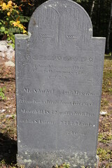 old gravestone cemetery 