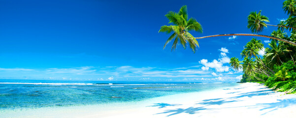 Fototapeta na wymiar Tropical beach destination panorama.