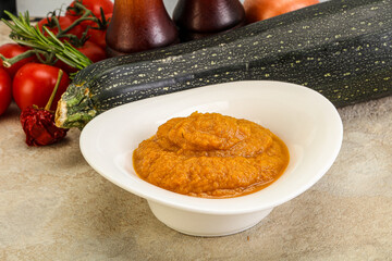 Vegetarian cuisine - Zucchini puree with herbs