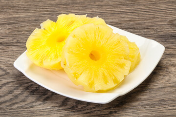 Sweet pineapple rings in the bowl