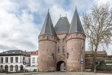 Fototapeta na wymiar Koornmarktspoort in Kampen, Overijssel Province, The Netherlands