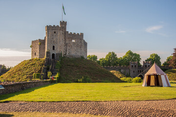 Norman Keep, with Welsh Flag and norman tent Cardiff Castle,Panoramic, Autumn, Cardiff, Wales, UK - obrazy, fototapety, plakaty