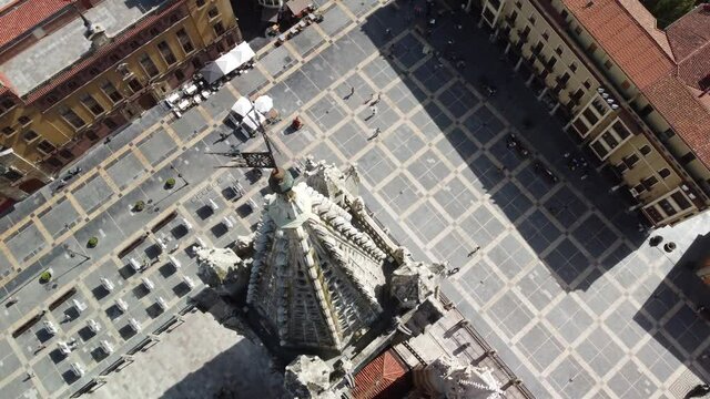 Aerial views of Leon's Cathedral