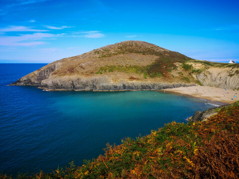 Mwnt, Wales