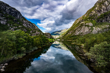 Fototapeta na wymiar Aktivurlaub in Norwegen, Trekking, Camping, Natur