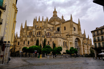 Fototapeta na wymiar view of the Gothic - style Segovia Cathedral