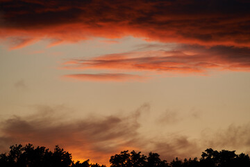 Rote Wolken
