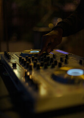 dj mixing music