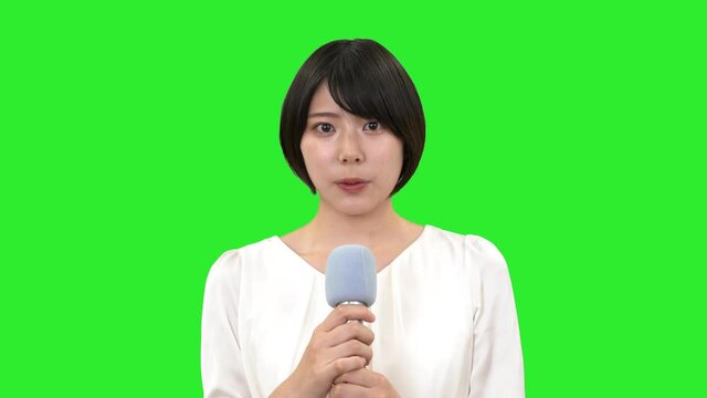 クロマキー アナウンサー　レポーター　真顔
