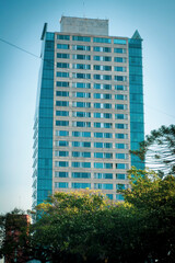 edificio oficinas rascacielos