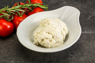 Soft cream cheese with herbs
