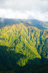 雨飾山からの眺め　紅葉の山