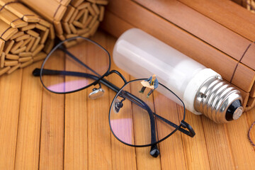 Readers who keep learning miniature creativity are in the book sea