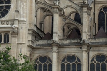 Fototapeta na wymiar the facade of the cathedral of st eustache