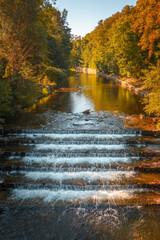 Rzeka Biała przy Parku Włókniarzy w Bielsku-Białej jesienią