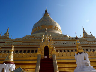 Pagoda Kuthodaw, tradycyjna kultura Myanmar, Mandalaj Myanmar (Burma)