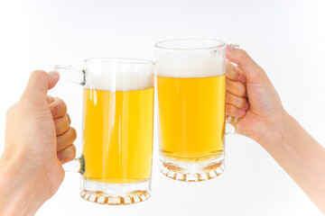 ビール・乾杯イメージ © maroke