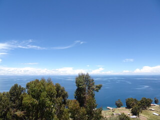 Fototapeta na wymiar [Peru] Beautiful view of Lake Titicaca and blue sky from Taquile Island (Puno)