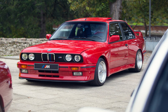 BMW M3 E30 Red