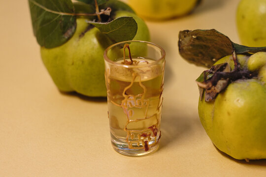 「Apple-Quince」の写真素材 | 1,816件の無料イラスト画像 | Adobe Stock