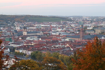 Abendstimmung. Blick auf Würzburg.