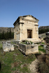 Fototapeta na wymiar ruined tomb in Necropolis of ancient city Hierapolis, Pamukkale, Turkey