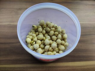 bowl of green peas