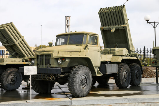 BM-21 Grad mounted on Ural 375D