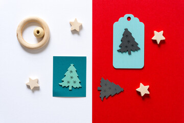 holiday gift tags with trees and stars