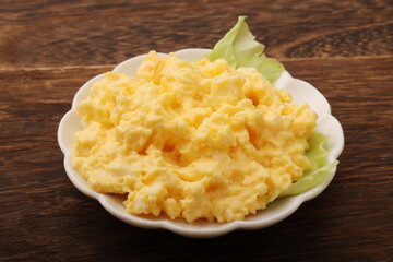 たまごサラダ