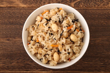ひじきご飯