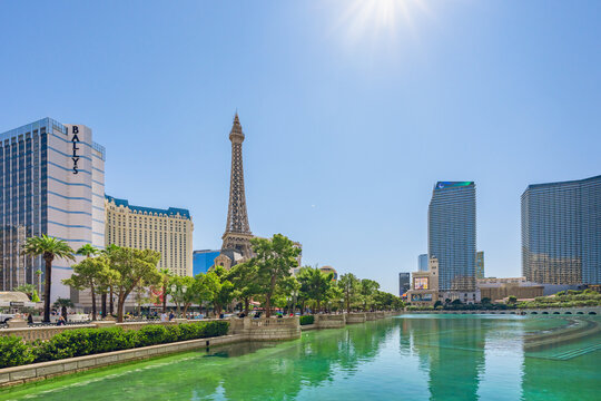The Ballys Las Vegas Hotel And Casino, Paris Hotel And Casino, And Bellagio Fountain. Architecture, Street View