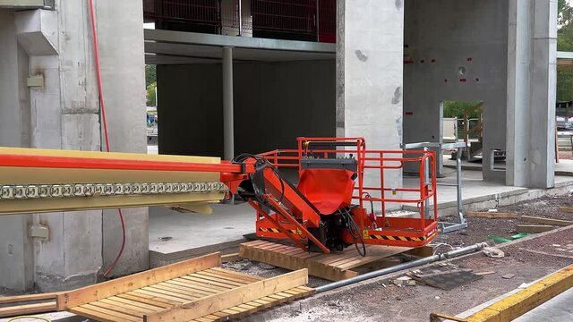 Construction of a new multi-story parking garage at Skeppsbron area in J&ouml;nk&ouml;ping - Sweden. Filmed at 60fps with 25fps playback.