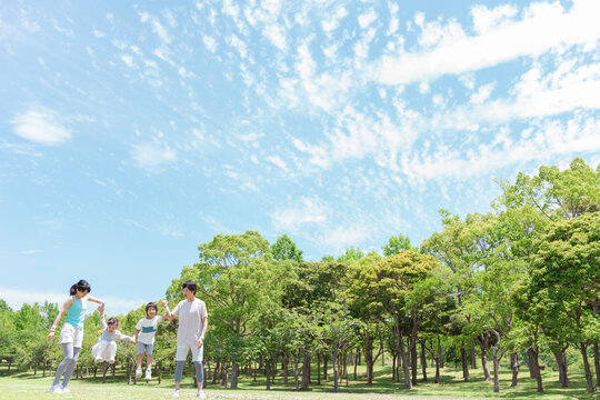 公園の家族