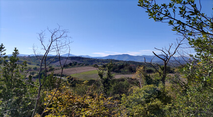 Panorama dalla cima del  Monte Sant'Angelo in Arcevia nelle Marche