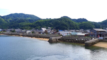 周防大島の伊保田港からの風景1