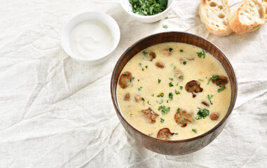Creamy mushroom soup