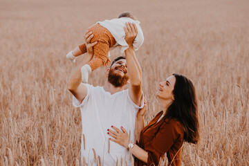 Vater Mutter Kind - gemeinsam Zeit verbringen und Natur erleben