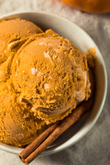 Cold Pumpkin Pie Ice Cream