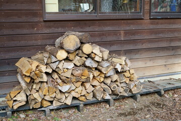 Prepare fireplaces and firewood for camping