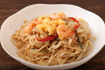 タイ風焼きそば　パッタイ