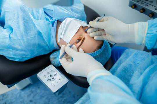 Professional medicine eye correction. Laser eye medical correction.