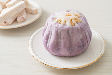 taro bun with white sugar cream and nut