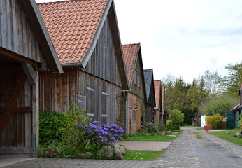 Historische Scheunen im Dorf Ahlden, Niedersachsen