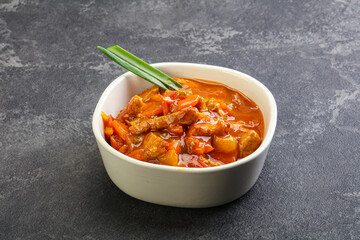 Meat goulash with vegetables