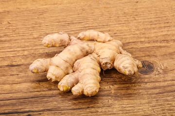 Natural organic raw ginger root
