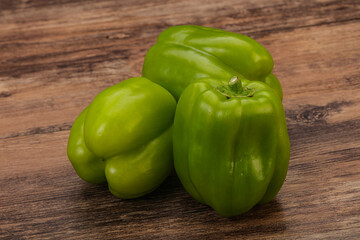 Green sweet bell pepper heap