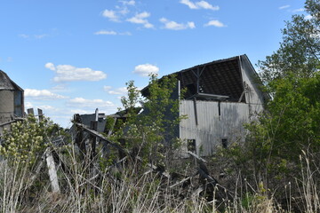 Fototapeta na wymiar Collapsed Farm House in Ellsworth, Wisconsin